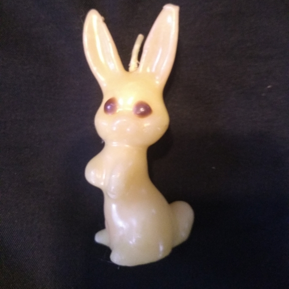 Vintage Bunny Rabbit Candle - Picture 3 of 7